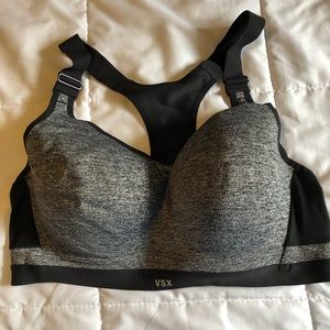 Victoria’s Secret Sports Bra 38D